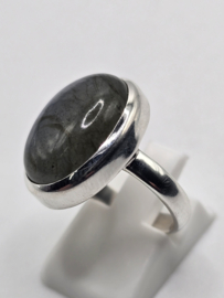 Echt zilveren ring met Labradoriet maat 16.5