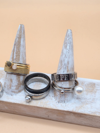 ixxxi ringen set compleet maat 18. 1 basis en 13 vulringen. 20268