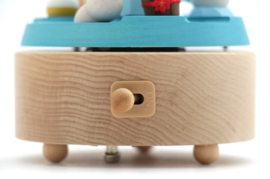 Wooderful Life - Music Box - Polar Bear Fishing (#37)