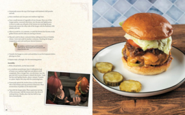 The Ultimate Final Fantasy XIV Cookbook - Volume 2