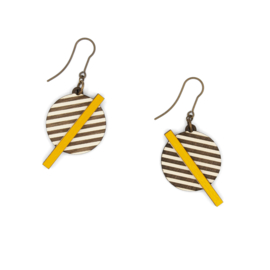 Materia Rica - Golden Bar Earrings