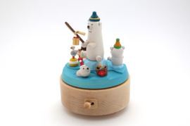 Wooderful Life - Music Box - Polar Bear Fishing (#37)