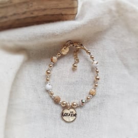 Baby armbandje met naam | Esmee | Zilver en goud