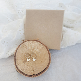 Bruidssieraden | Bruidsoorbellen met initiaal of symbool | Gold filled