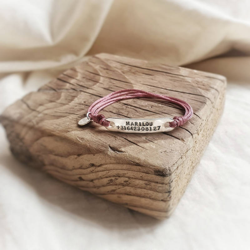 Bediening mogelijk sieraden Menstruatie SOS armband | Glans