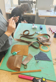 Workshop teamuitje tooltas maken / heuptasje