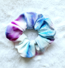 Scrunchie lila/blauw tiedye/velours