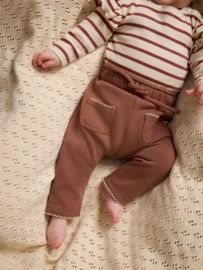 Lil' atelier baby broekje kilano maple syrup 117