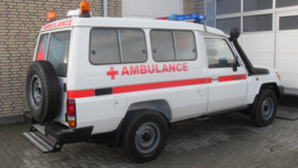 Toyota Land Cruiser HZJ78 ambulance