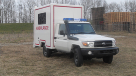 Toyota Land Cruiser HZJ79 ambulance