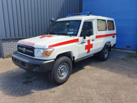 Toyota Land Cruiser HZJ78 4.2D Ambulance