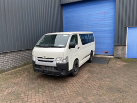 Toyota Hiace Commuter 2.5D 15 Seater Standard Roof M/T