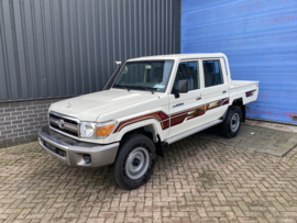 Toyota Land Cruiser GRJ79 4.0P double cabin