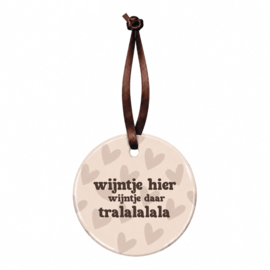 Kersthanger | Wijntje hier, wijntje daar | Brown