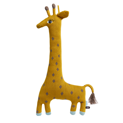 Oyoy - Noah the giraffe