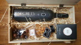 Wijn-/lekkernij kistje Merlot