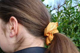 Scrunchie Orange Feather