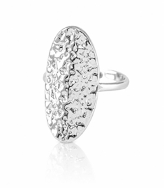 Ovala zilver - ring - gehamerd stainless steel