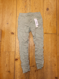 Jewelly Jeans - Light Green met sierknopen