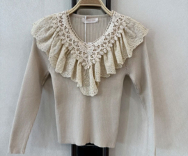 Girly ruffle sleeve beige