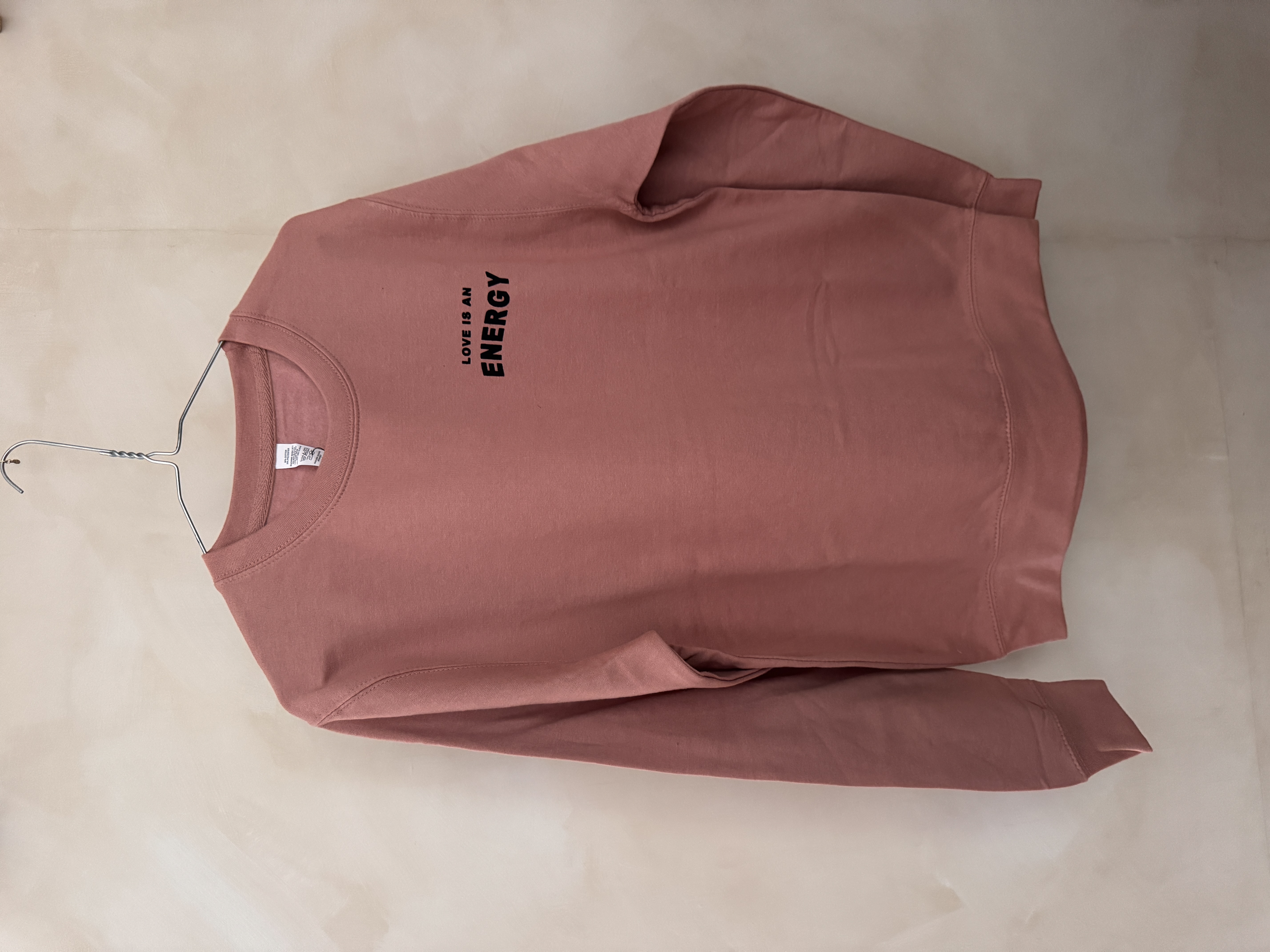 YOUNG DOUBLE _ YD Sweater Adult's Love is an energy pinkish