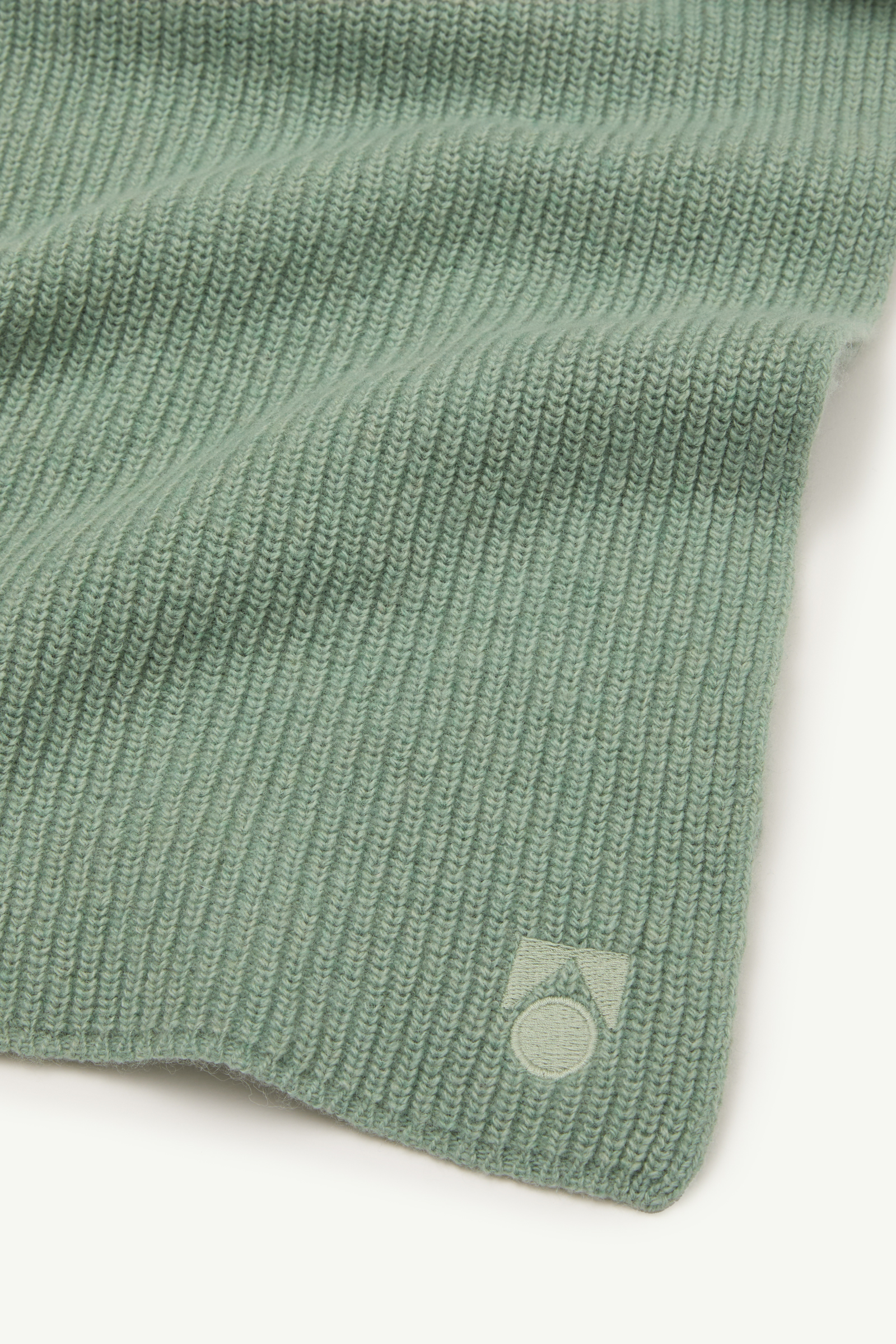 MAIN STORY_Rib Scarf_SEA knit