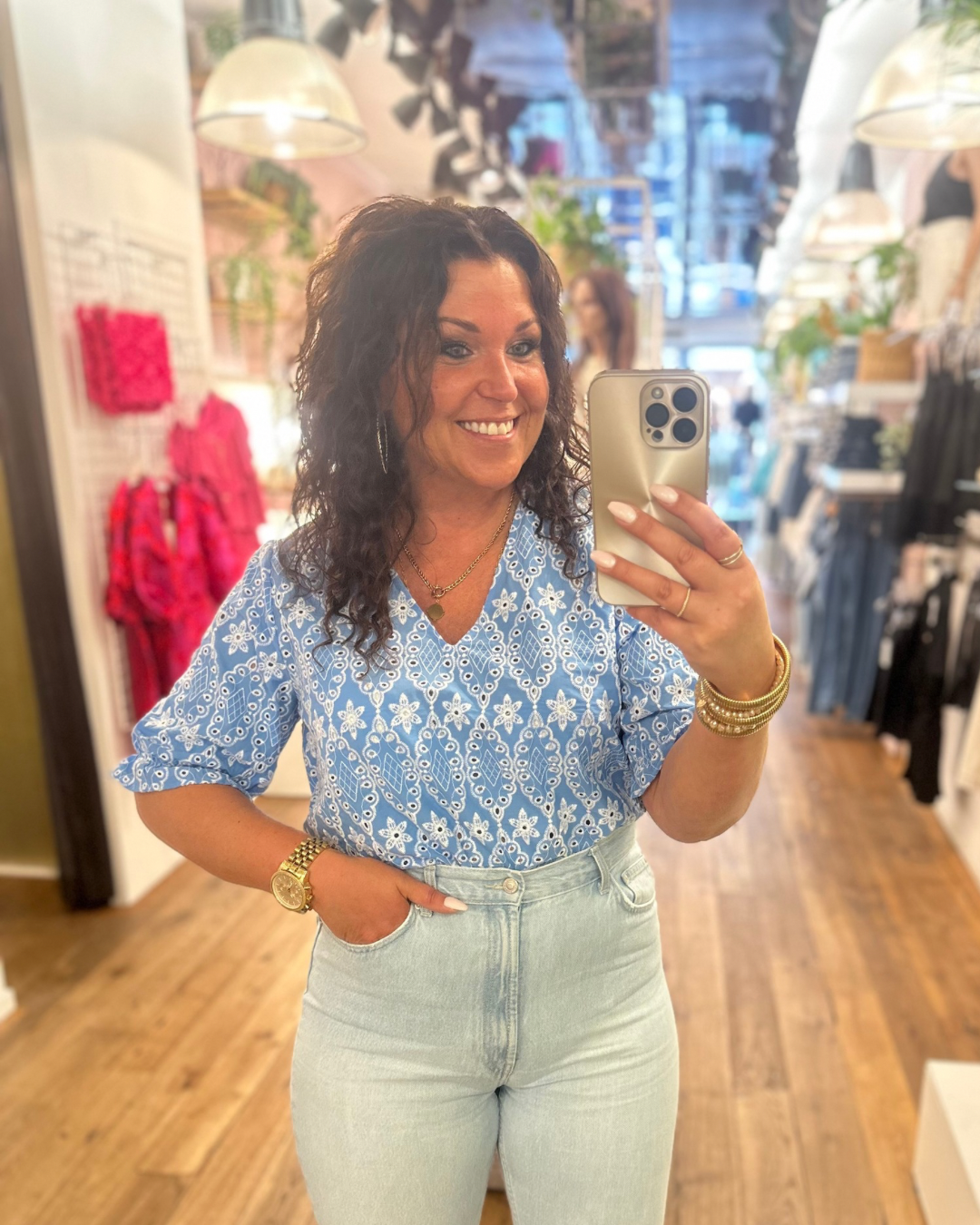 Broderie top Molly - Blauw