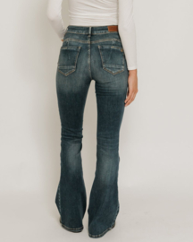 Flared jeans Novi • Velenna