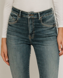 Flared jeans Novi • Velenna