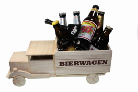 Bierwagen gevuld met divers bier en etiket met Felicitatie