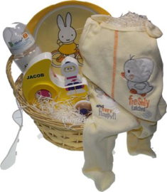 Baby cadeaupakket in geel