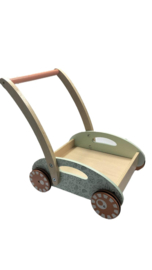 babycadeau houten karretje