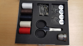 Porsche Retro Travelset-Sewing kit