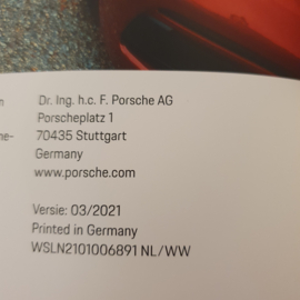 Porsche 718 Boxster Cayman Hardcover Brochure 2021 - NL