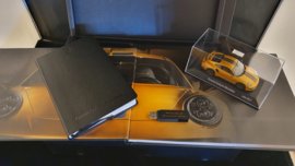 Porsche 911 991.2 Turbo S Exclusive série - Boîte cadeau pour les acheteurs
