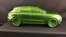 Porsche Macan Turbo 2020  Mambagroen metallic - Presse Papier