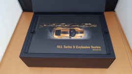 Porsche 911 991.2 Turbo S Exclusive series - Mobile Phone stand