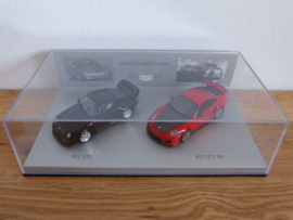 Porsche 911 GT2 Set 1:43