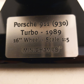 Porsche 911 930 Turbo 16" velg - Minichamps 1:5 - 4012138171558