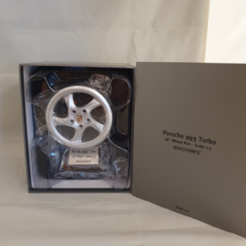 Porsche 911 993 Turbo 18" rim - Minichamps 1:5 - 4012138171572