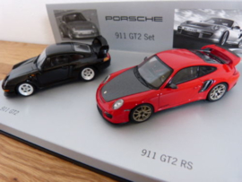 Porsche 911 GT2 Set 1:43