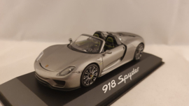 Porsche 918 Spyder officiële productiemodel presentatie model - IAA 2013