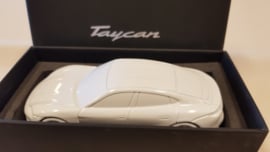 Porsche Taycan 2019 - Paperweight Carrera White