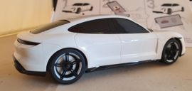 Porsche Taycan RC voiture - via l’application bluetooth contrôlée