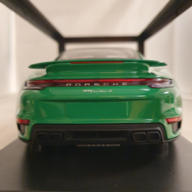 Porsche 911 992 Turbo S 2020 Vert Python 1/18 Minichamps 153069077