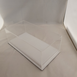 Vitrine met Witte Lederen Basis 1/18 Atlantic Case Mulhouse
