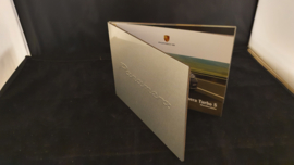 Porsche Panamera Turbo S Aluminium brochure 2011 - Mitarbeiter Tisch