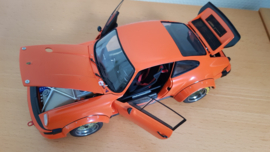 Porsche 934 Turbo RSR privé Team 1976 Porsche Orange - Exoto 1:18