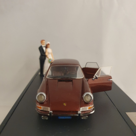 Porsche 911 Sedan 4 doors 1972 burgundy 1/43 Matrix MX41607025