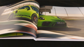 Porsche 911 991.2 GT3 RS hardcover brochure 2018 - FR